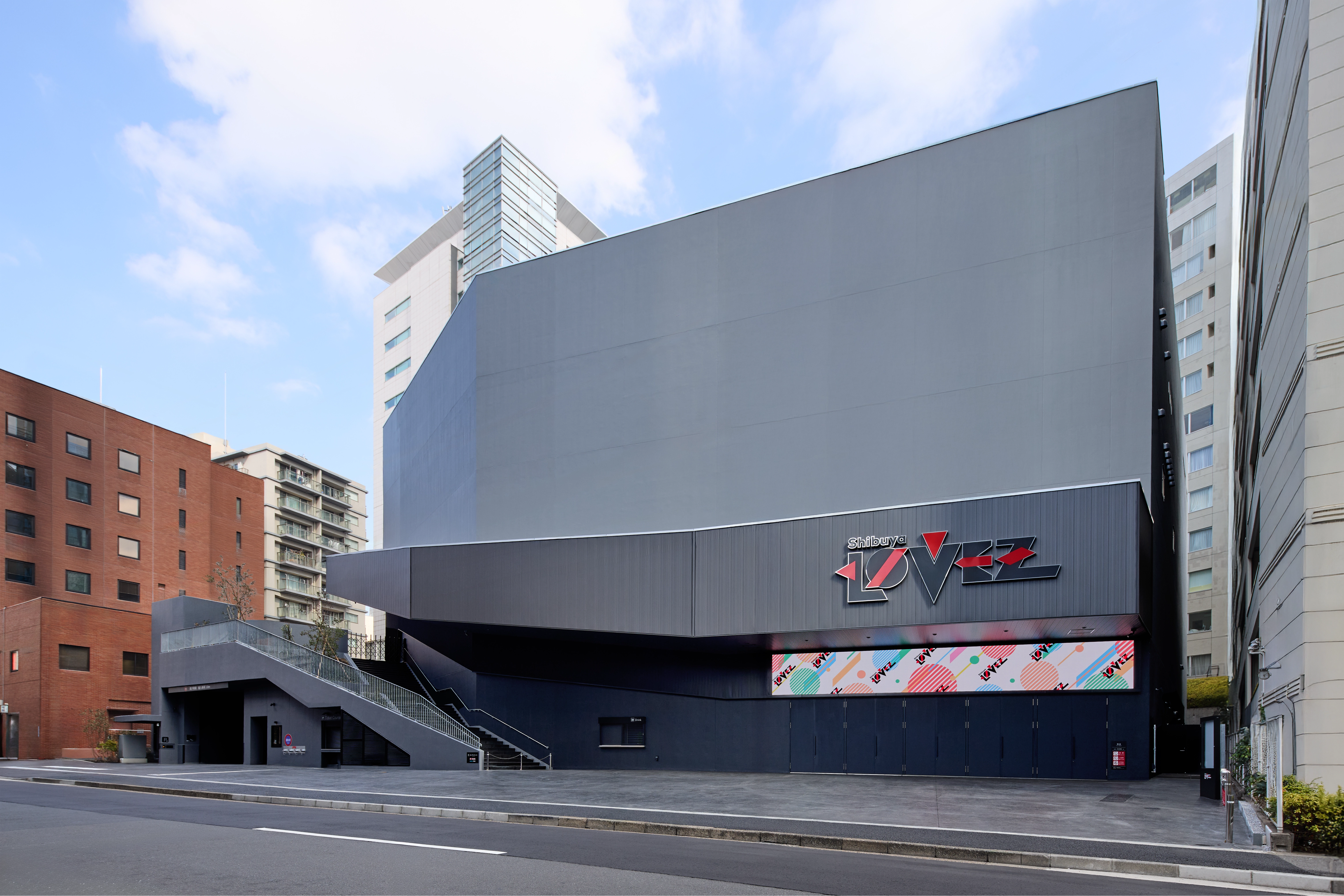 ライブホールShibuya LOVEZ (シブヤ ラブズ)を東京・渋谷にオープン