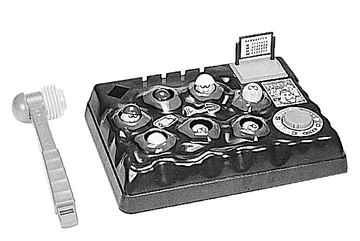 Launch of Mogura-Tataki Game, which became a major hit in the following year, 1978, and was included in Nikkei’s list of hit products.