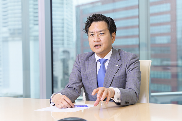 DAISUKE UCHIYAMA