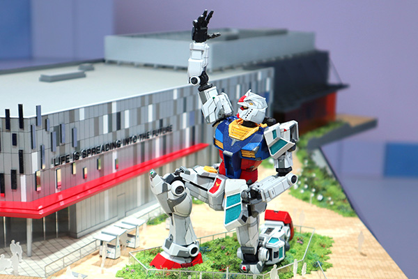 「GUNDAM NEXT FUTURE PAVILION」のジオラマ