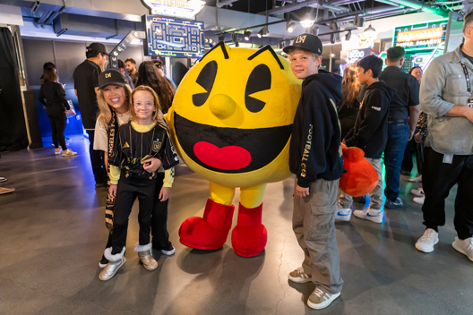A photo of the PAC-MAN race.